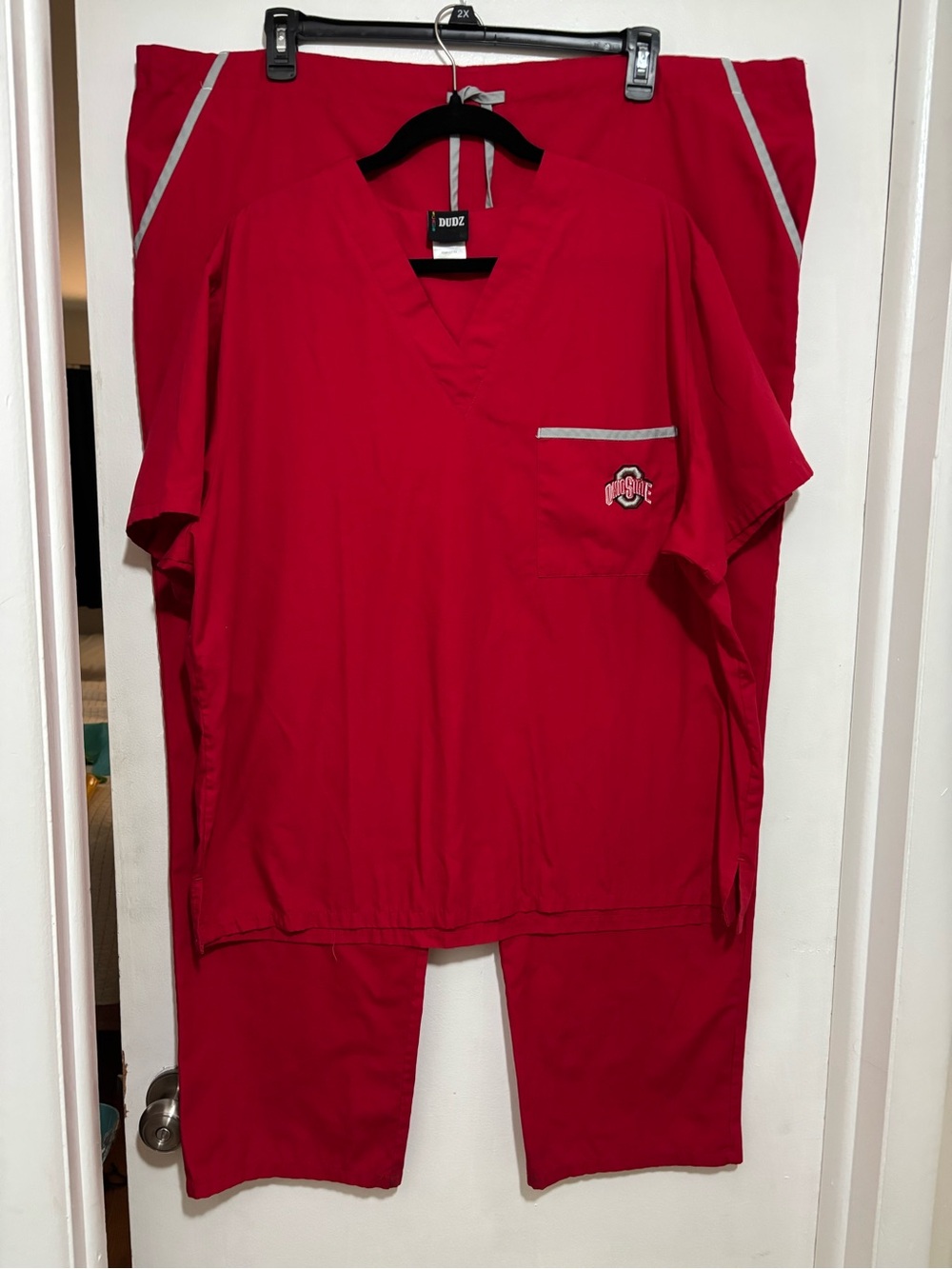 Unbranded Men's Red Medical Scrub Set with Ohio State Logo